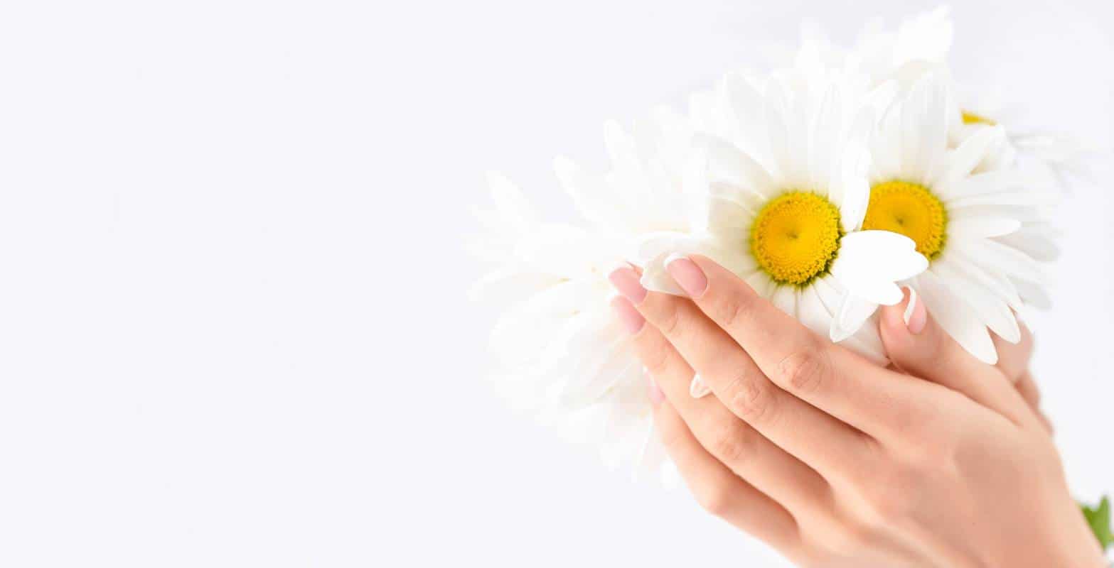 Маникюр на короткие ногти френч